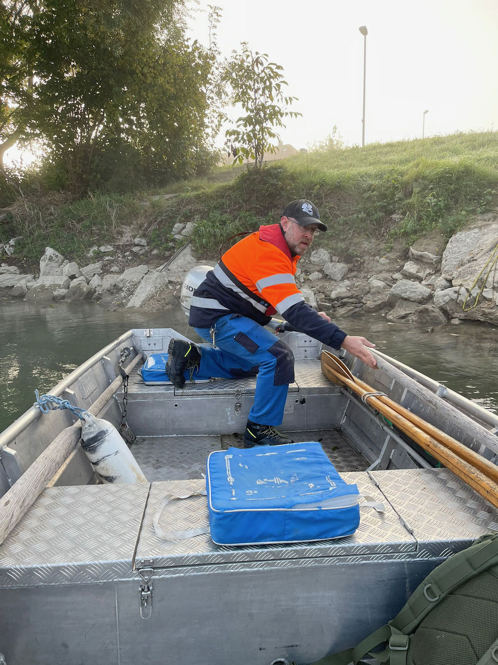 aa89afda-174d-4444-bd0e-8c745bb15fbc